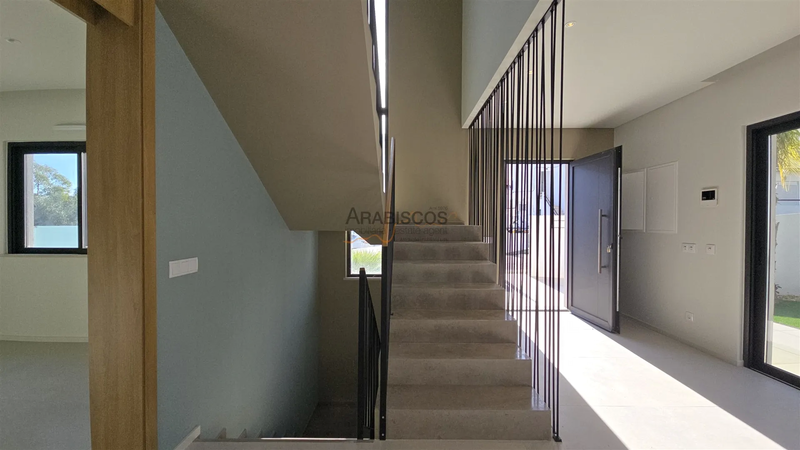 Moradia V4 Moderna Alvor Portimão - jardim, garagem, cozinha equipada, piscina