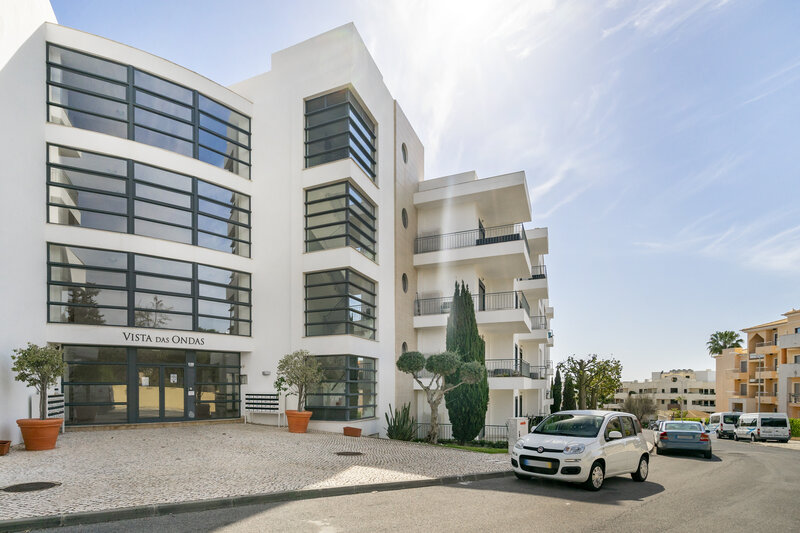 Apartment 1 bedrooms Olhos de Água Albufeira - air conditioning, furnished, equipped, swimming pool, gated community, tennis court, playground