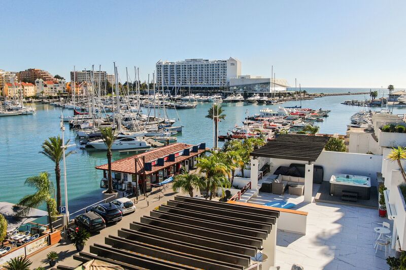 Apartamento de luxo T3 à venda Loulé São Clemente - terraço, piscina, piso radiante, jardins