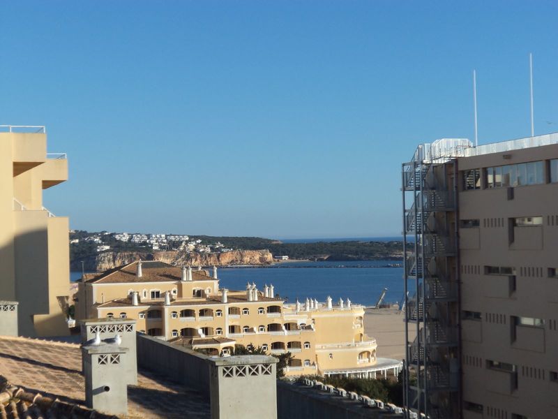 Apartamento T4 com vista mar Praia da Rocha Portimão - lareira, vista mar, garagem, banho turco, terraço, 1º andar, vidros duplos, ar condicionado