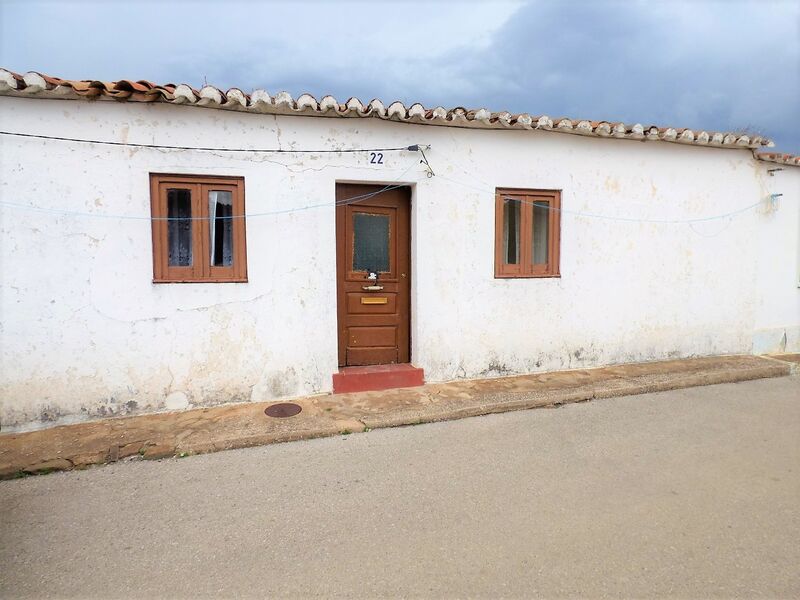 Casa Geminada V3 São Marcos da Serra Silves - quintal