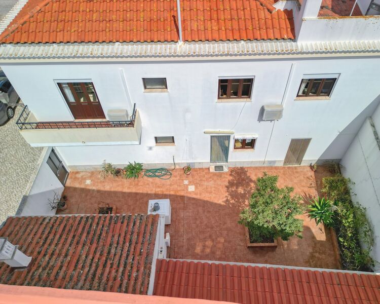 House Semidetached in the center 3 bedrooms Silves - attic, balcony, fireplace, excellent location, balconies, terrace, garage, backyard