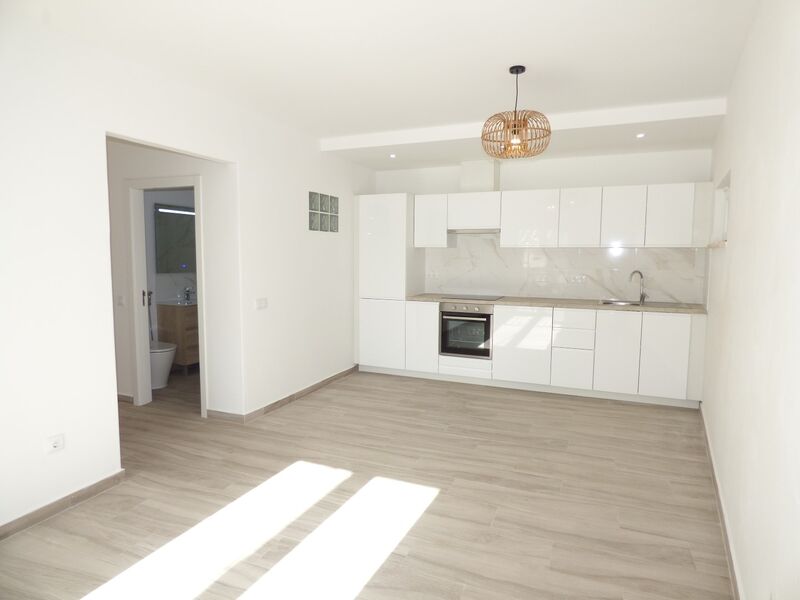 Apartamento T2 Renovado Silves - vidros duplos, cozinha equipada, equipado