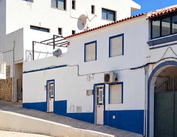 Casa V4 no centro Mexilhoeira Grande Portimão - vidros duplos, bonita vista, quintal, terraço, ar condicionado