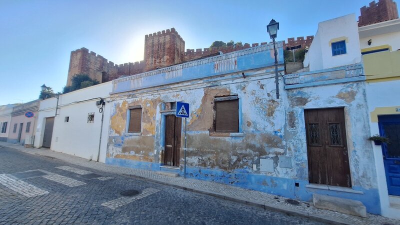Maison Ancienne à récupérer V3 Silves - jardin arrière, terrasses, grenier