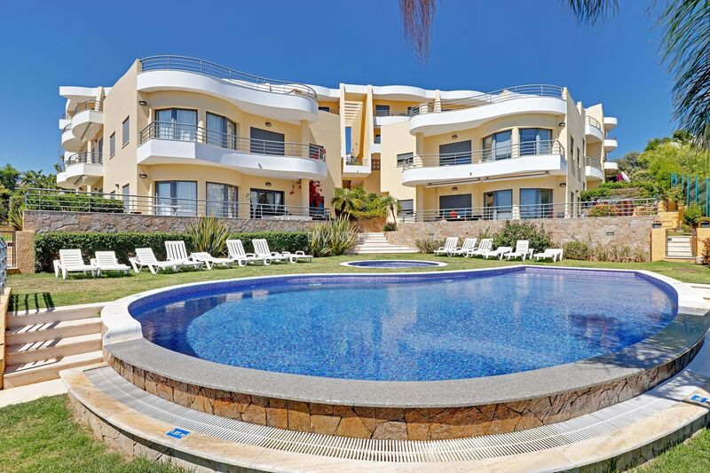 Apartment T1 Modern in the center Albufeira e Olhos de Água - garage, sea view, air conditioning, furnished, terrace, swimming pool, gardens
