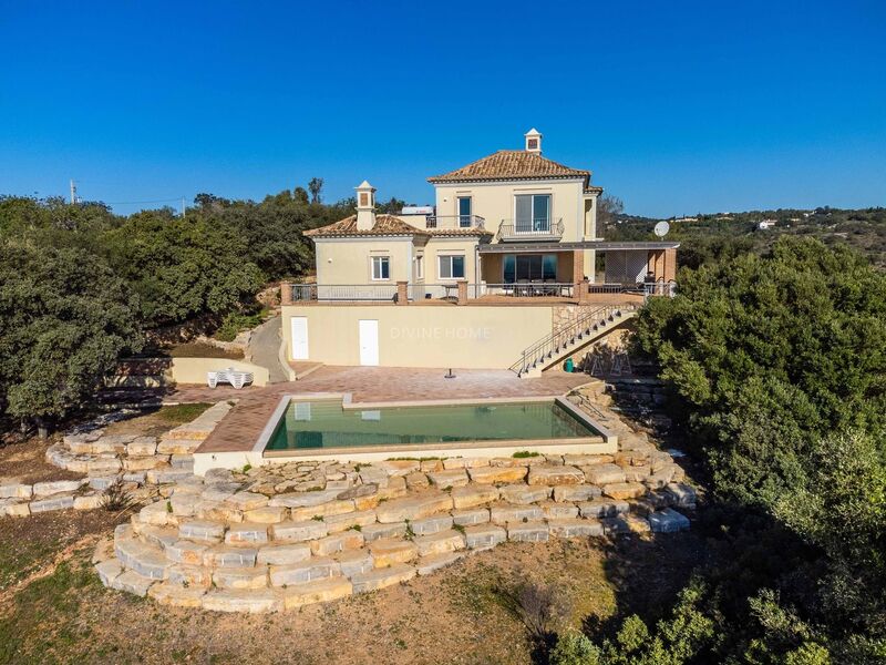 Moradia V3 à venda Estoi Faro - piscina, terraço