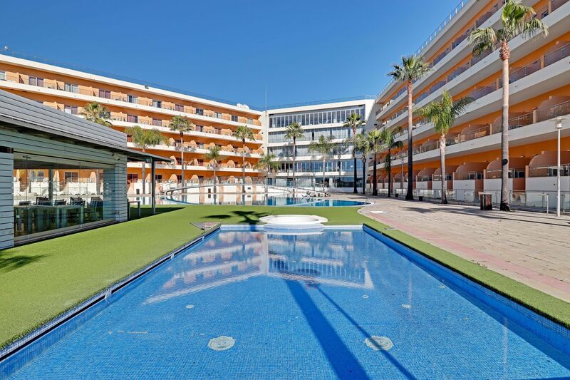 Apartment 1 bedrooms Albufeira e Olhos de Água - balcony, equipped, gardens, swimming pool, tennis court