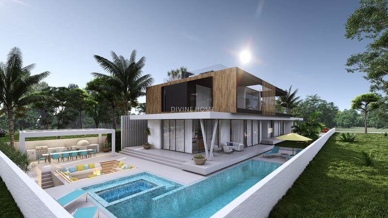 Moradia V4 de luxo em construção Albufeira e Olhos de Água - piscina, vidros duplos, jardim, painéis solares, varandas