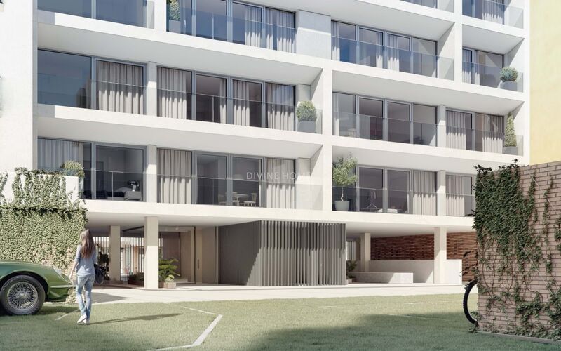 Apartamento T2 Armação de Pêra Silves - vidros duplos, ar condicionado, varandas, painéis solares, jardins, isolamento térmico