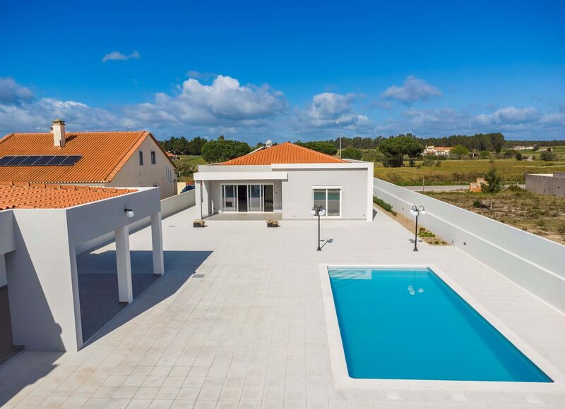 Casa V3 Moderna Vendas Novas - terraço, piscina, ar condicionado, bbq, quintal, garagem