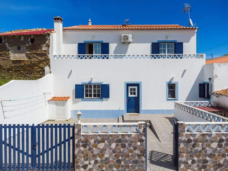 Casa V5 Moderna São Miguel do Pinheiro, São Pedro de Solis e São Sebastião dos Carros Mértola - lareira, bbq, vidros duplos, varanda, ar condicionado