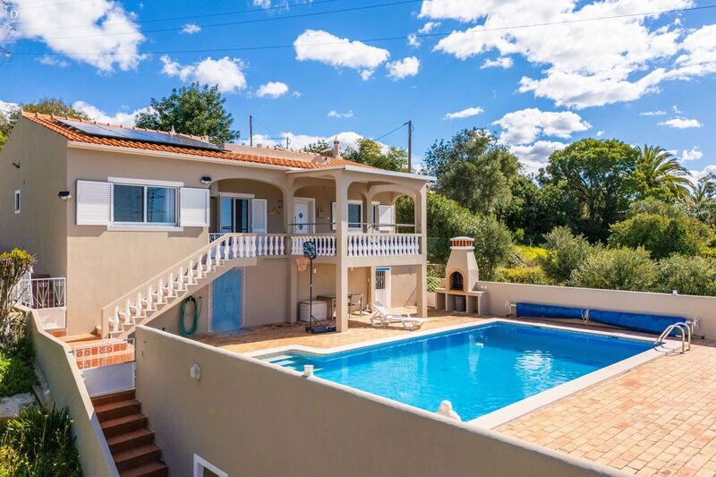 House V3 Luxury Conceição e Estoi Faro - terrace, double glazing, swimming pool, fireplace, air conditioning, heat insulation, garage, alarm, equipped kitchen, barbecue, gardens