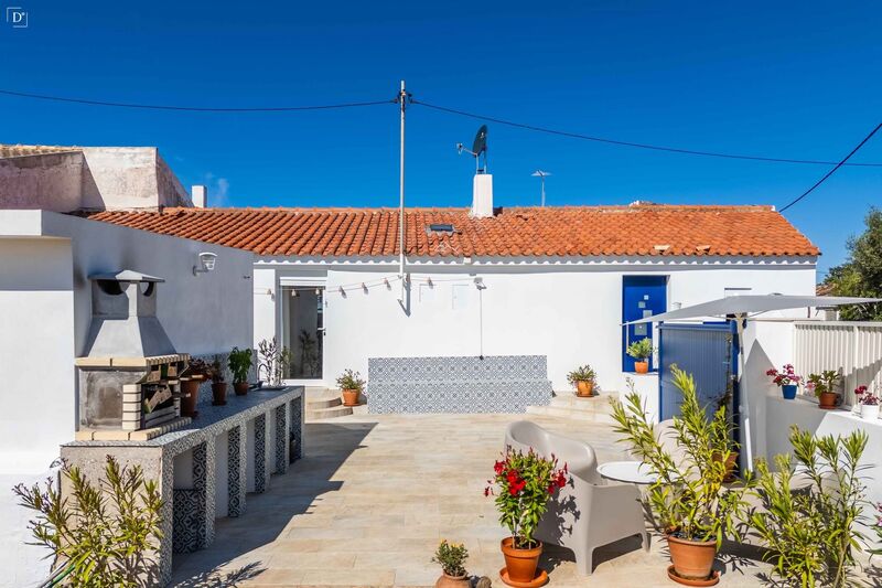 House 4 bedrooms Renovated São Brás de Alportel - garden, plenty of natural light, terrace