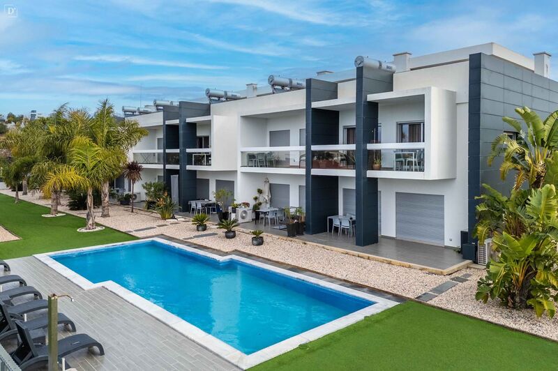Apartamento T2 Vale Parra Albufeira - garagem, piscina, jardim