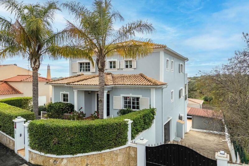 Casa V5 Reformada Boliqueime Loulé - jardim, piscina, garagem, terraço