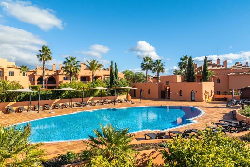 Apartment T3 Duplex Alcantarilha Silves - balcons, piscine, plancher radiant, aire de jeux, climatisation, court de tennis, équipé, terrasse, cellier