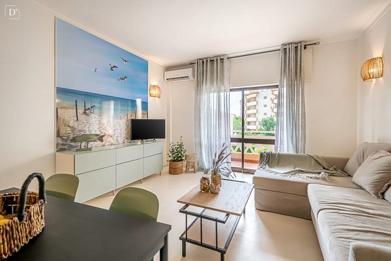 Apartamento T2 Renovado Vilamoura Quarteira Loulé - piscina, varanda, jardins