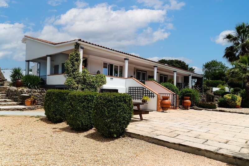 Casa Renovada V3 Ourique - painéis solares, piscina, jardim, terraço