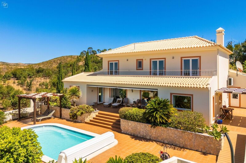 Moradia V4 Conceição e Cabanas de Tavira - varanda, piscina, painéis solares, lareira, ar condicionado
