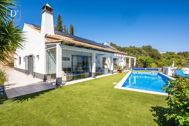 House 4 bedrooms São Brás de Alportel - garden, fireplace, swimming pool, terrace, attic
