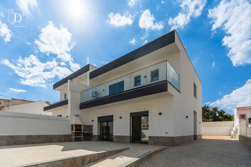 House 3 bedrooms Semidetached Algoz Silves - solar panels, balcony, terrace, double glazing, air conditioning, barbecue, automatic gate