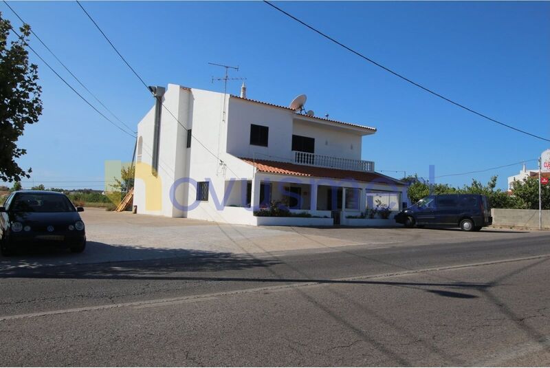 ресторан Vale de Carro Albufeira - гараж, веранда, кухня, мебелирован, веранды, экипирован