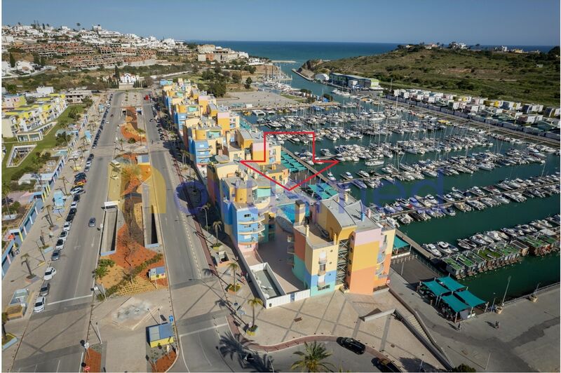 апартаменты T2 как новая Marina de Albufeira - система кондиционирования, гараж, экипированная кухня, гаражное место, центральное отопление, бассейн