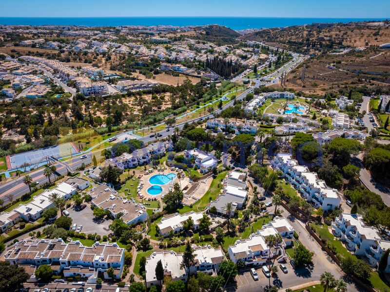 Apartment T1 Alpouvar Albufeira - balconies, swimming pool, gardens, quiet area, fireplace, balcony, kitchen, furnished, equipped