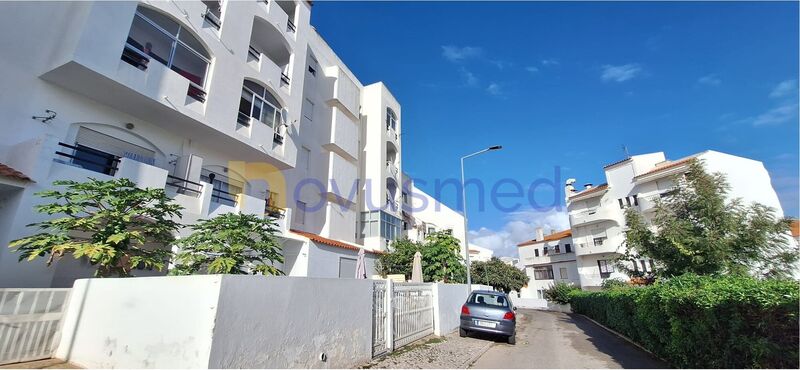 Apartamento T2 em bom estado Albufeira - excelente localização, marquise, mobilado, varandas