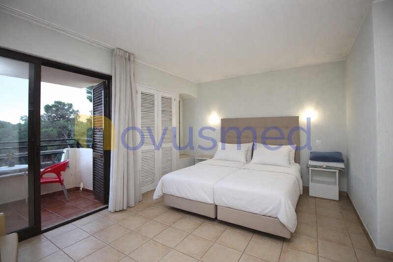 Apartment Renovated T0 Albufeira - tennis court, garden, 1st floor, swimming pool, furnished, balcony, air conditioning