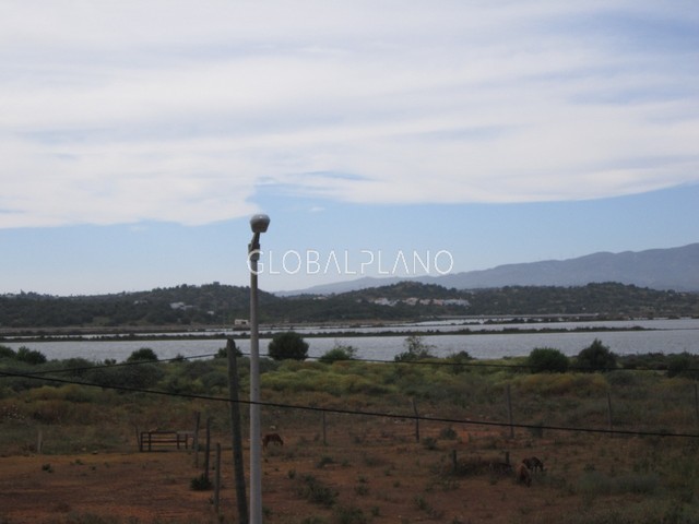 Quinta bem localizada V3 Mexilhoeira Carregação Estômbar Lagoa (Algarve) - vista rio