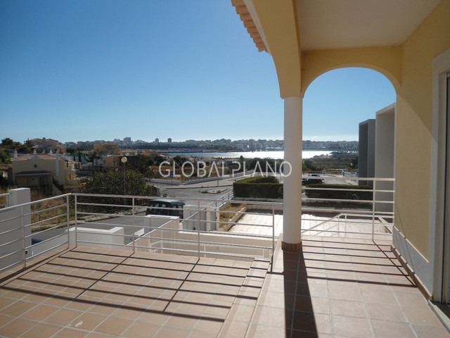House 5 bedrooms Belavista/Parchal Lagoa (Algarve) - swimming pool, air conditioning, barbecue, equipped kitchen, terrace