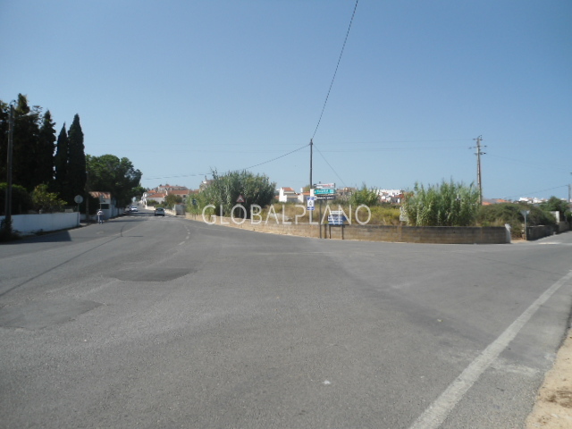 Plot of land for construction Alvor Arredores Portimão - garage, easy access