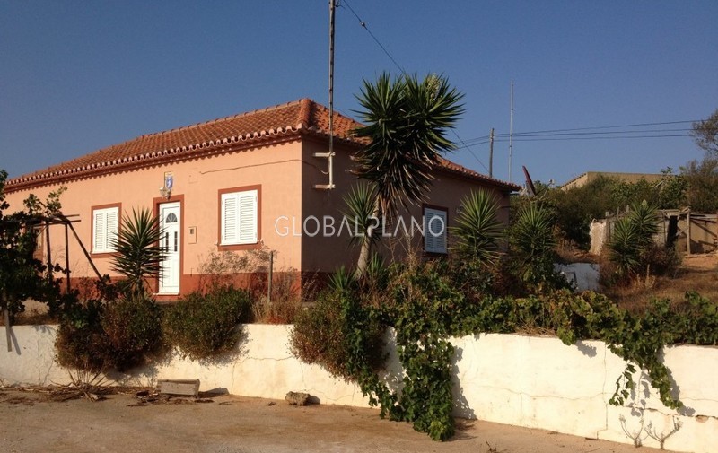 Farm V2 B. São Miguel Barão de São Miguel Vila do Bispo - water hole, haystack, fruit trees, arable crop, water, barbecue