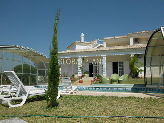 1000013727_moradia-venda-montes-de-alvor-algarve-piscina.jpg