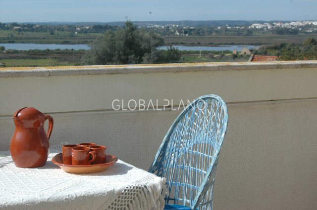 1000013727_villa-to-sell-alvor-prime-location-views-over-ria-de-alvor-algarve.jpg