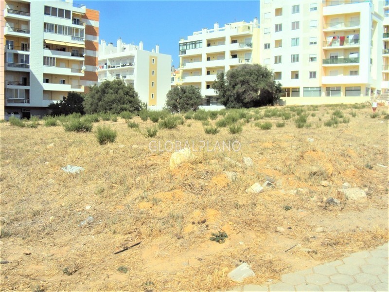 Land with 2760sqm Portimão - construction viability