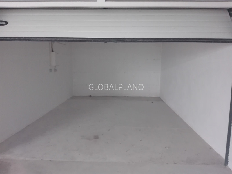 Garagem com 22m2 Areias de S. João Albufeira