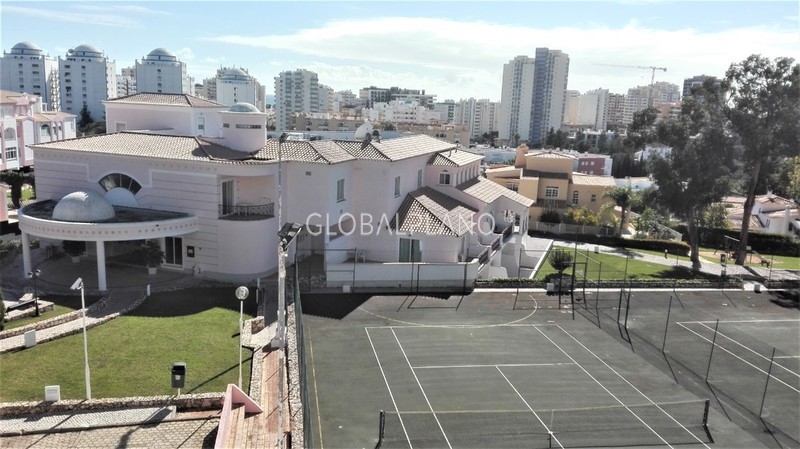 Apartment T1 Vila Rosa Portimão - swimming pool, garage, gated community