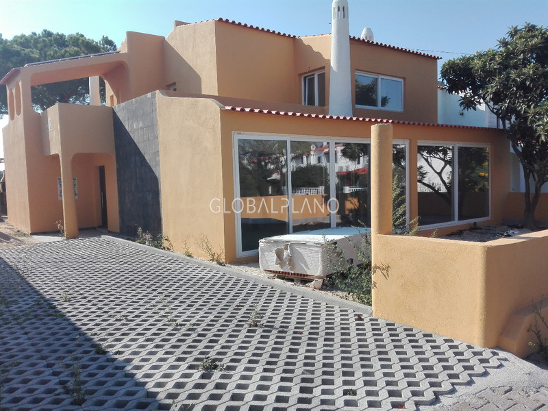 House V4+1 Renovated Val da Azinheira Albufeira - barbecue, fireplace