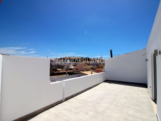 Apartamento Renovado no centro T2 Baixa de Albufeira - terraços