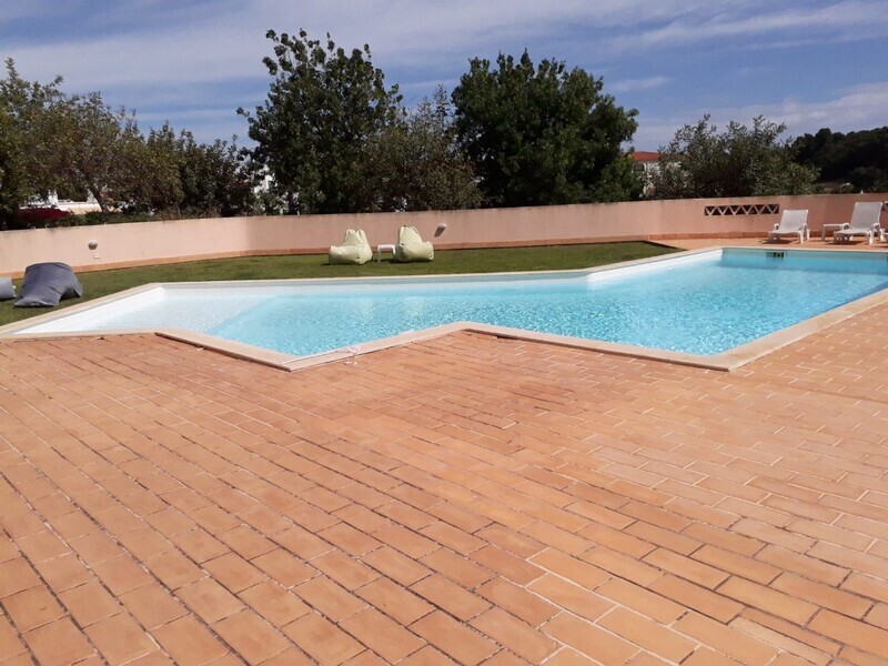 Apartment 1 bedrooms Refurbished Qt.ª dos Arcos/ Alvor Portimão - store room, swimming pool, air conditioning, kitchen, equipped, balcony, garage, condominium