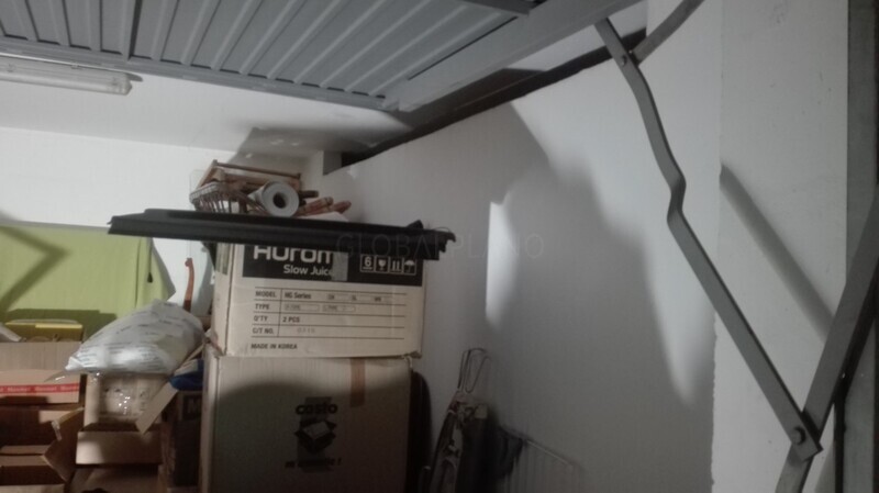 Garage box in the center Portimão Centro