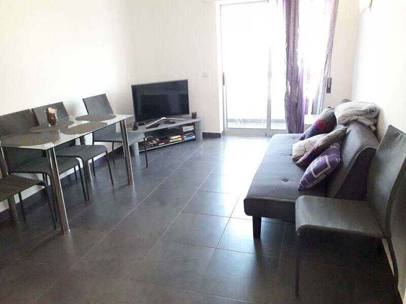 Apartamento Remodelado no centro T1 Quinta de São Pedro/ Alvor Portimão - lugar de garagem, varanda, mobilado, equipado