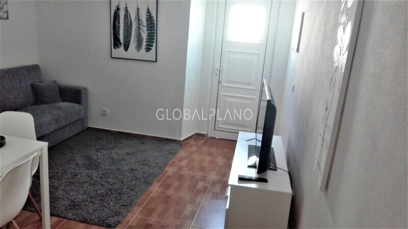 House V1 in the center Lagoa Lagoa (Algarve) - equipped kitchen, terrace