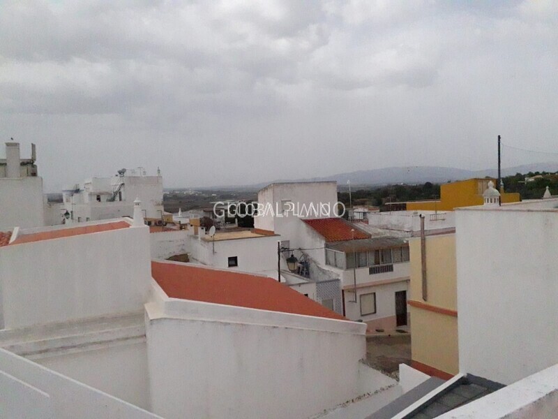 House Typical V6 Centro de Alvor Portimão - terrace, terraces, backyard