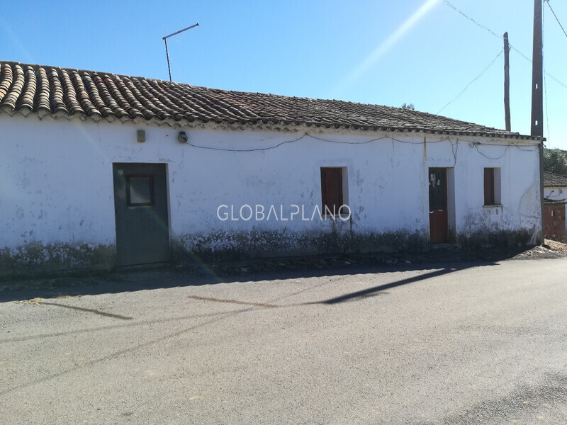 House Single storey to recover 4 bedrooms S. Bartolomeu de Messines São Bartolomeu de Messines Silves