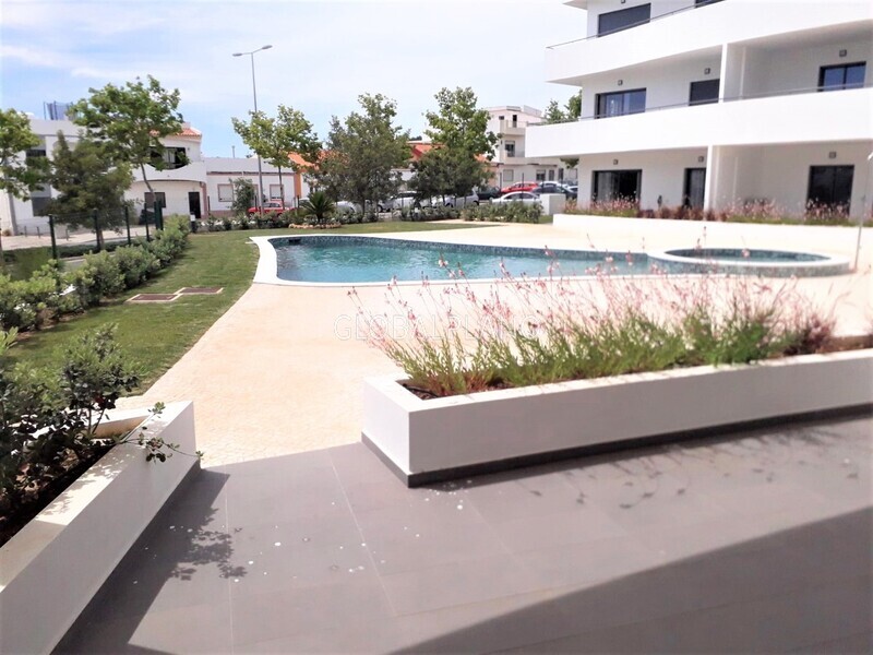 Apartamento T2 novo Alvor Portimão - piscina, condomínio privado, garagem
