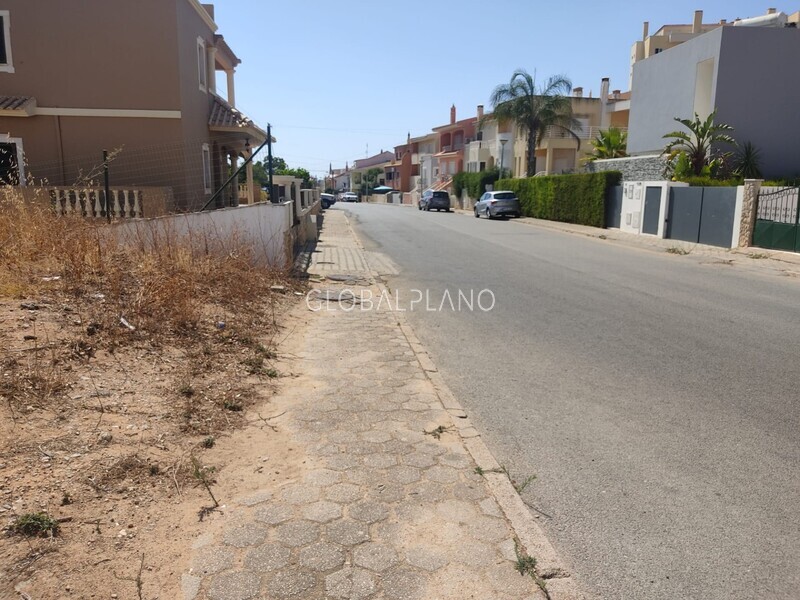 Lote de terreno com 380m2 Pedra Mourinha Portimão